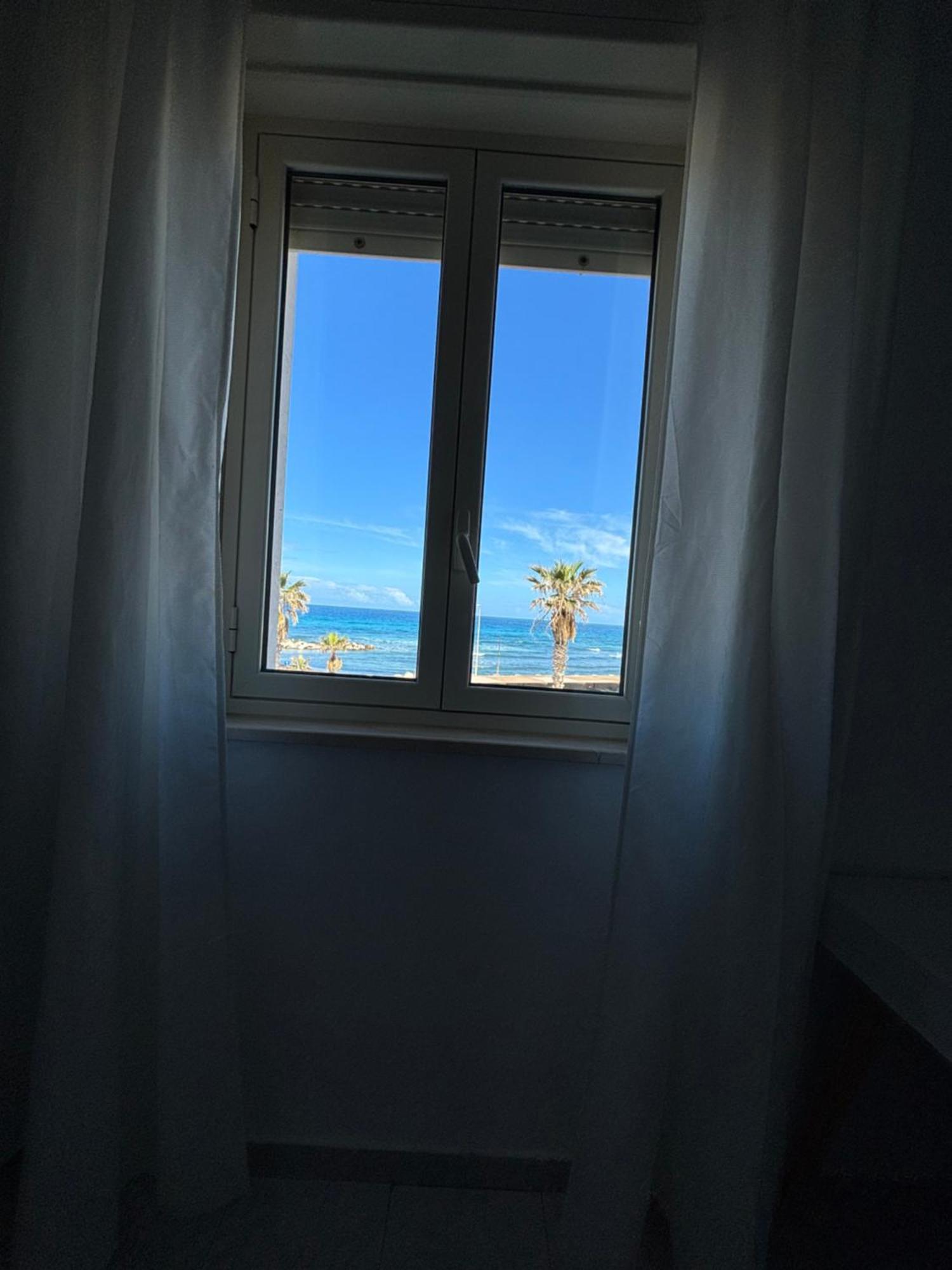 Casa Del Grillo, In Centro, A 50M Dal Mare Lägenhet Trapani Exteriör bild